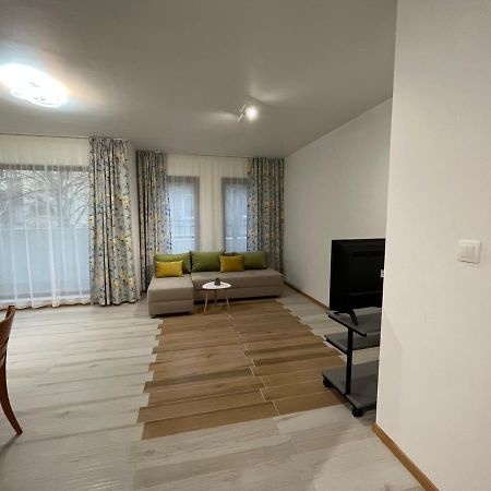 Kati Apartments Warna Exterior foto
